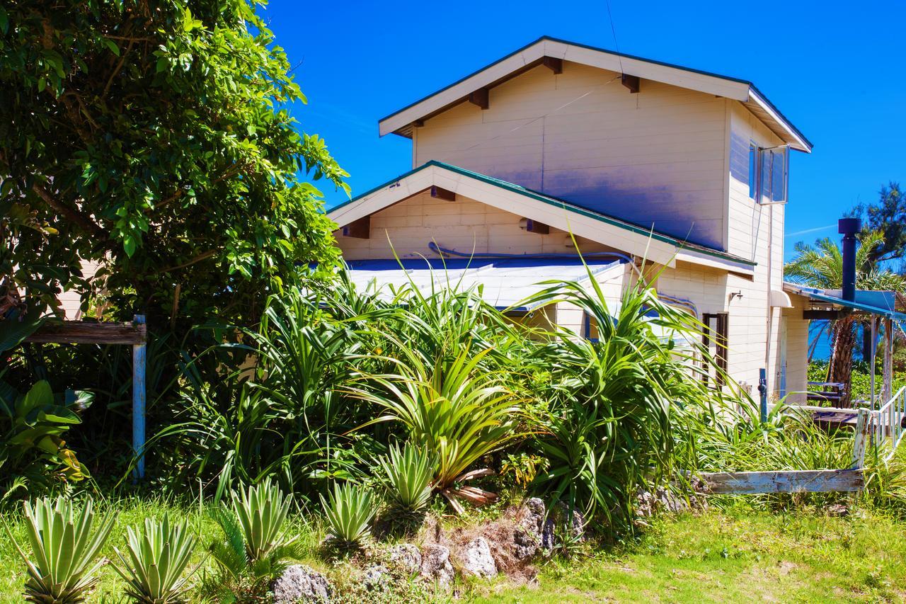 Kariyushi Condominium Resort Motobu The Beach Garden House Exterior foto
